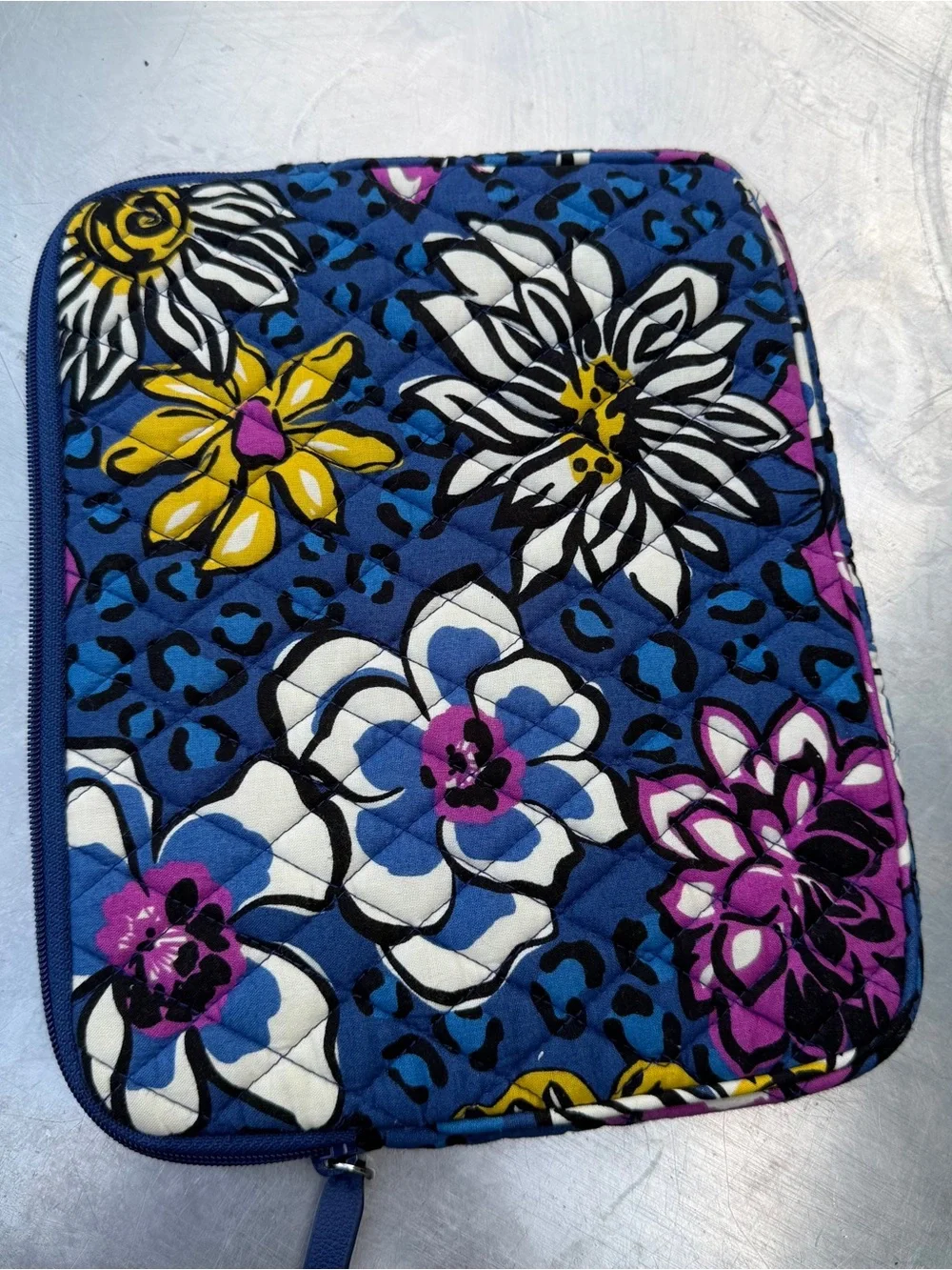 Vera Bradley African Violet Blue Floral Quilted Tablet iPad Sleeve Zip Case
